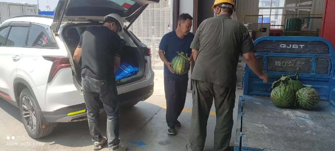 Жазда салқындықты жіберу, төтенше жылумен күресу үшін күш-жігерді біріктіру